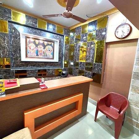 Goroomgo Sahoo Palace Puri - Prime Location Near Sea Beach - Excellent Service With Parking Facilities Ngoại thất bức ảnh