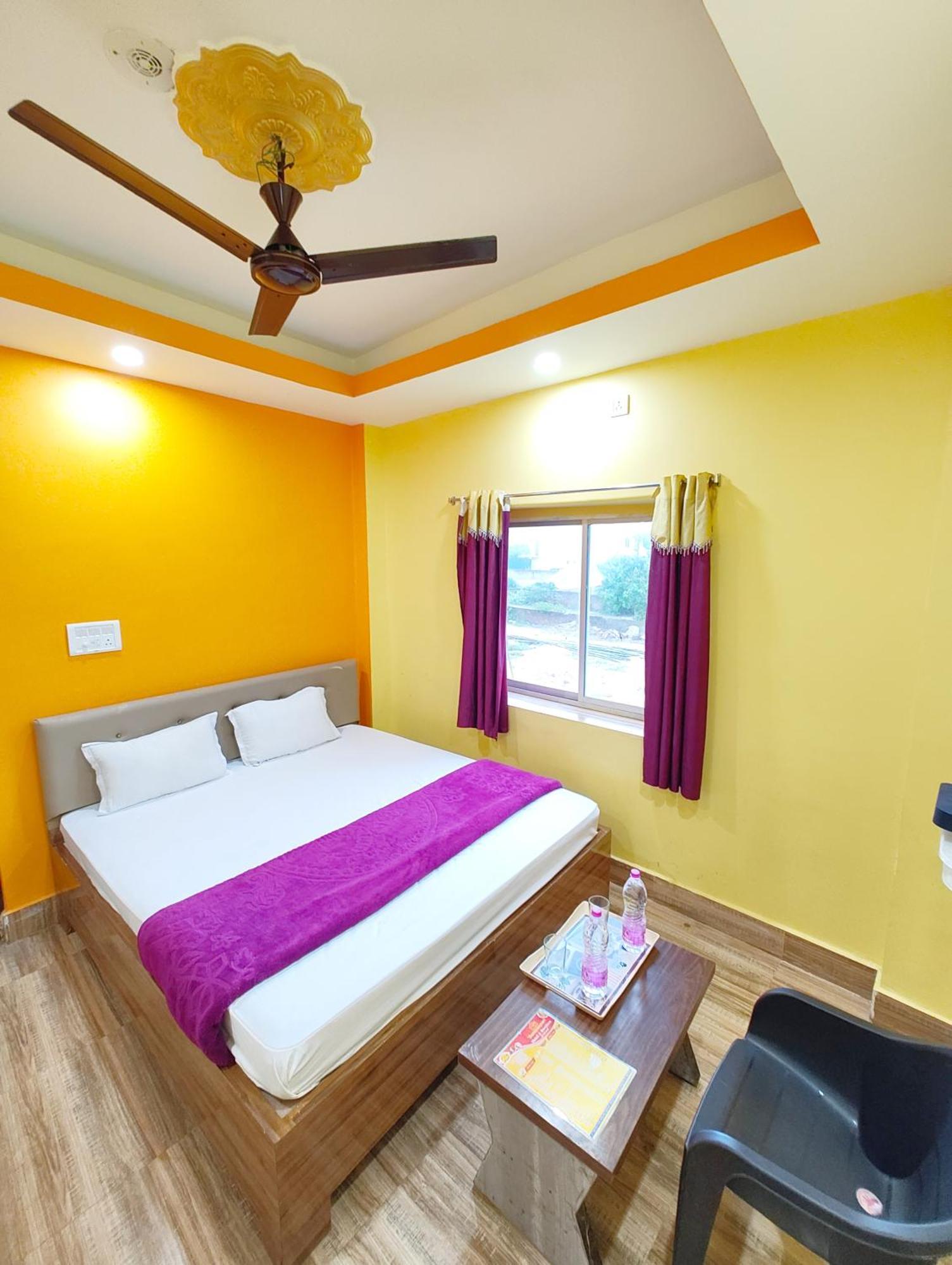 Goroomgo Sahoo Palace Puri - Prime Location Near Sea Beach - Excellent Service With Parking Facilities Ngoại thất bức ảnh