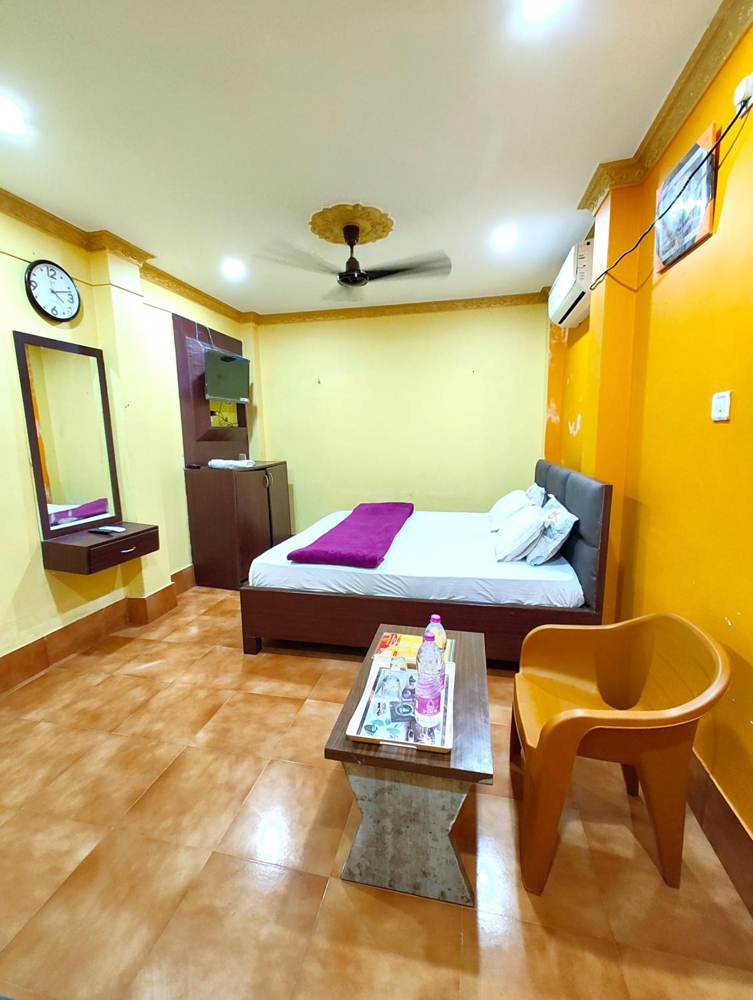 Goroomgo Sahoo Palace Puri - Prime Location Near Sea Beach - Excellent Service With Parking Facilities Ngoại thất bức ảnh